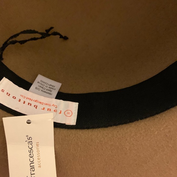 Fall hat🍂🍁 - Picture 2 of 4